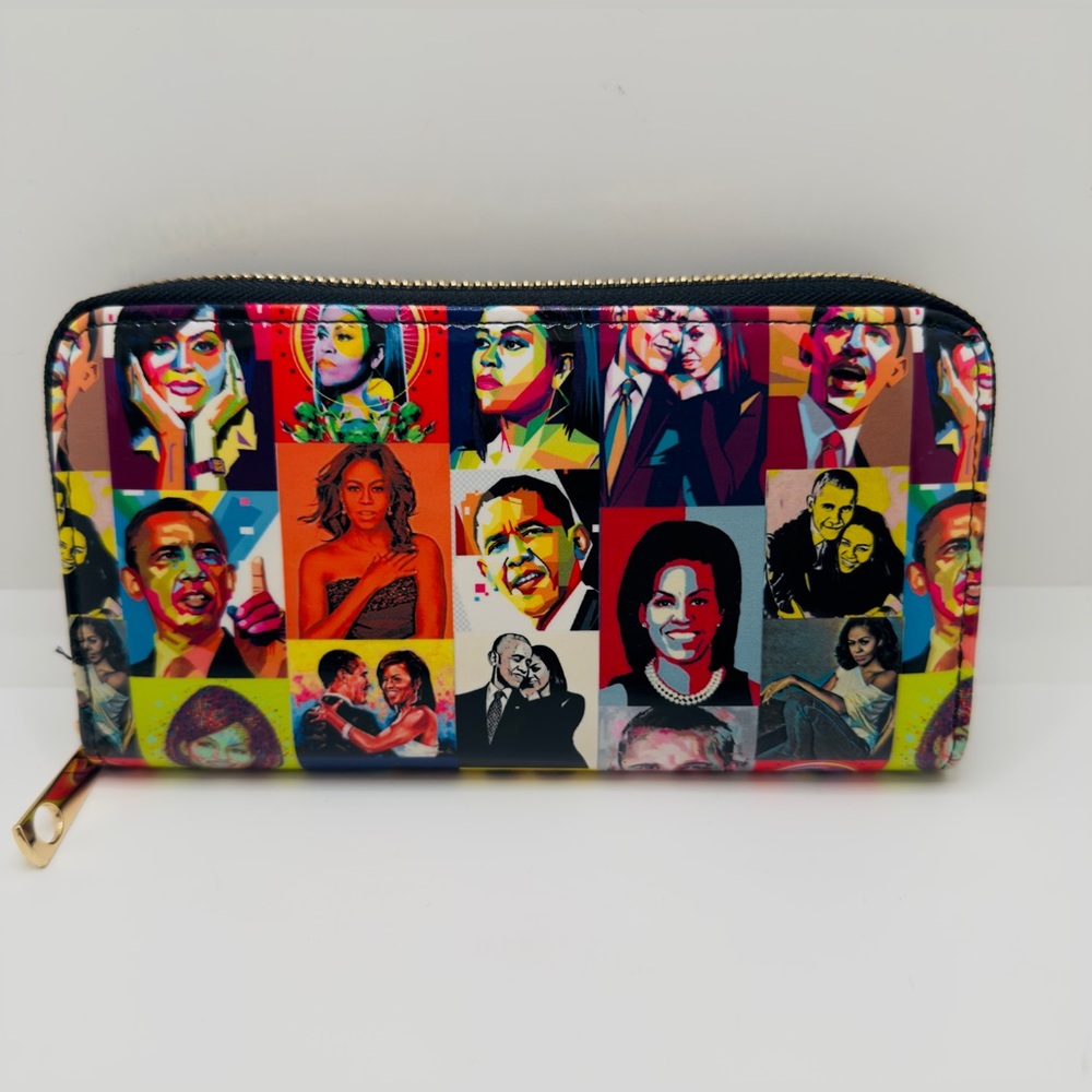 NWOT Barack and Michelle Obama Collage Zipper Wallet